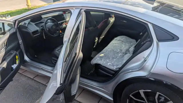 2023 Toyota Prius Prime - Photo 3