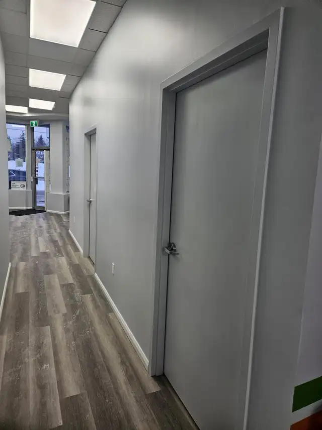 Office/Clinic Space for Rent Near Downtown Barrie - Photo 7