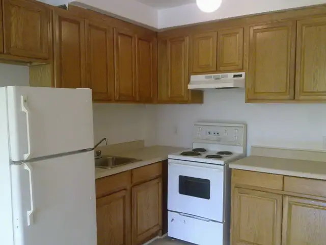 Beau 3½  CDN - près UdeM, Poly,HEC, 1er JUILLET