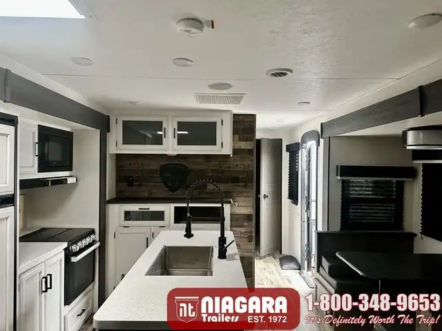 2023 VENTURE SPORTTREK TOURING 343VIB Travel Trailer - Photo 6