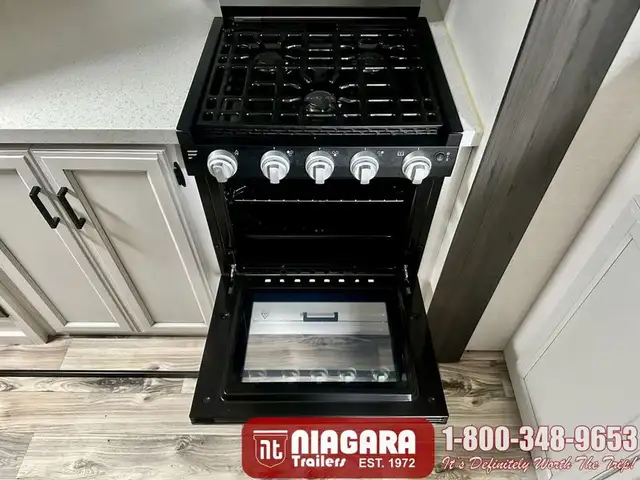 2023 VENTURE SPORTTREK TOURING 343VIB Travel Trailer - Photo 11