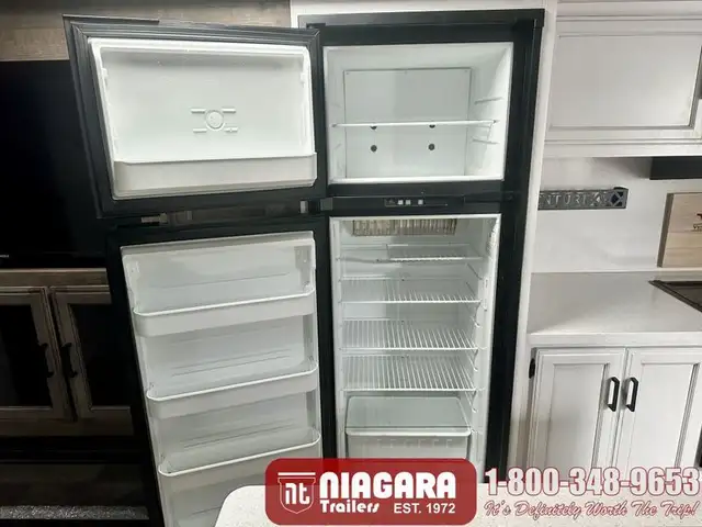 2023 VENTURE SPORTTREK TOURING 343VIB Travel Trailer - Photo 14