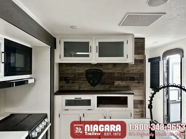 2023 VENTURE SPORTTREK TOURING 343VIB Travel Trailer - Photo 15