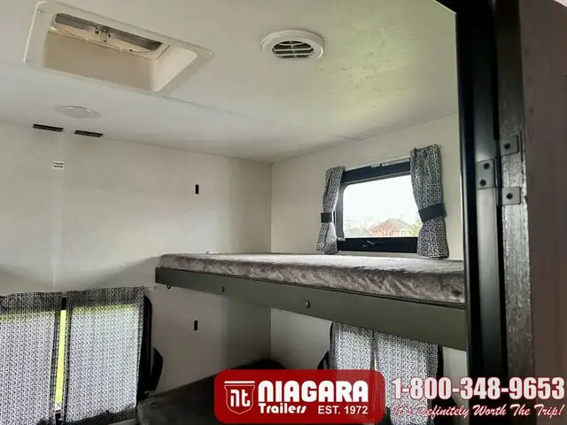 2023 VENTURE SPORTTREK TOURING 343VIB Travel Trailer - Photo 18