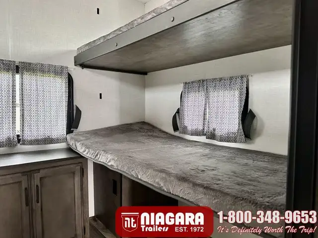 2023 VENTURE SPORTTREK TOURING 343VIB Travel Trailer - Photo 19