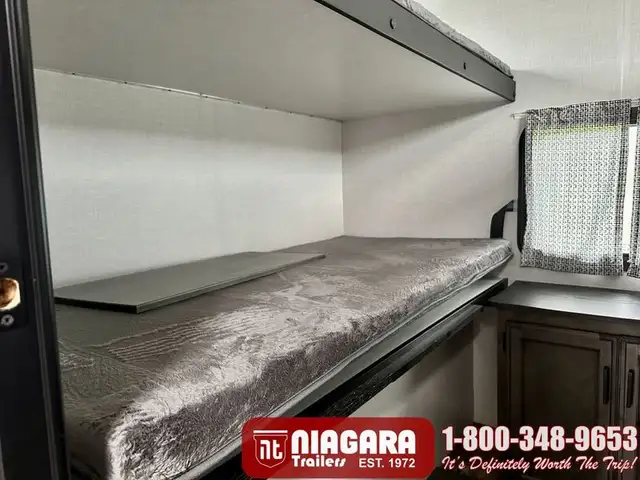 2023 VENTURE SPORTTREK TOURING 343VIB Travel Trailer - Photo 20