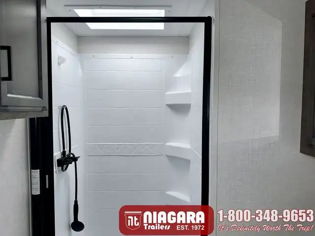 2023 VENTURE SPORTTREK TOURING 343VIB Travel Trailer - Photo 26