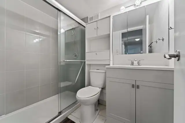 Updated 2-Bed Condo for Sale in Vanier | Parking Near Downtown - Photo 6