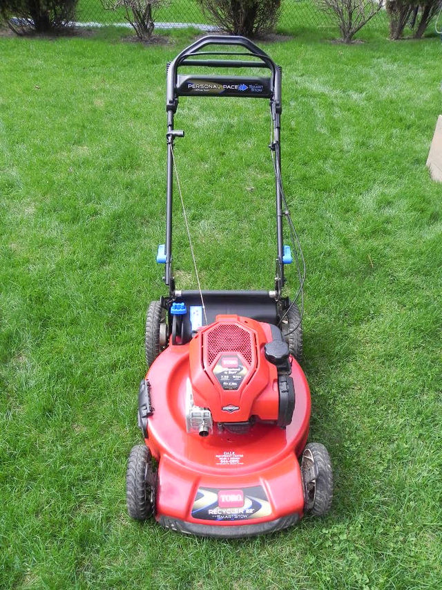 TORO Recycler 22 inch Gas Self Propelled, Personal Pace Mower