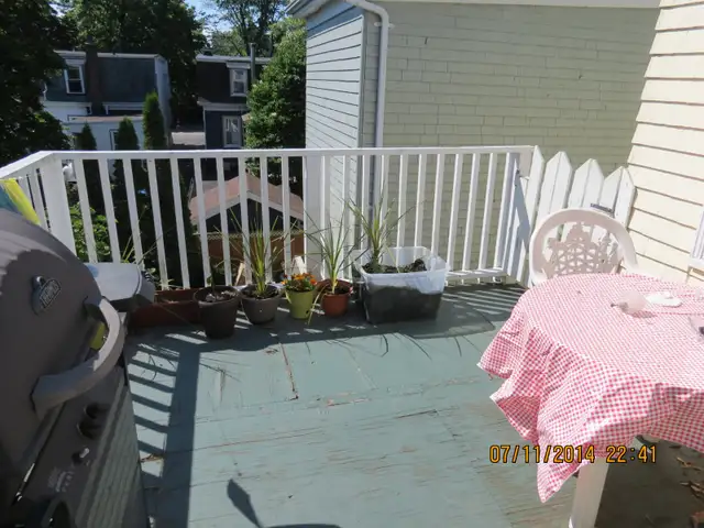 3 BEDROOM APT 5 MINUTES WALK FROM DAL - Photo 10