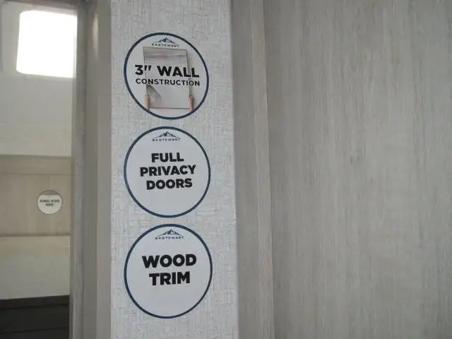 2026 EAST TO WEST DELLA TERRA 261RB-GREAT COUPLES LAYOUT! - Photo 28