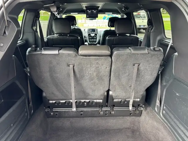 2015 CHRYSLER TOWN & COUNTRY S  FULLY LOADED  7 PASSENGERS - Photo 14