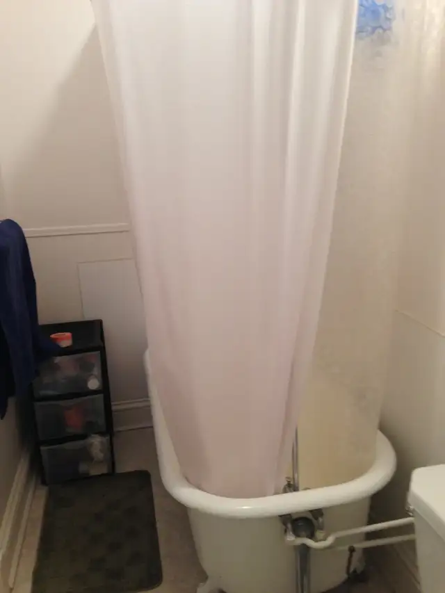 4 Bedroom ALL-INCLUSIVE Sandy Hill Apartment for Rent - Photo 4