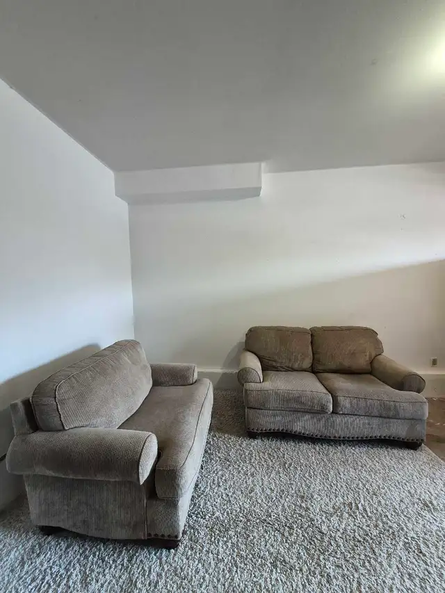 FREE DELIVERY Comfy Matching 2 Seater Loveseat & Single Sofa - Photo 2