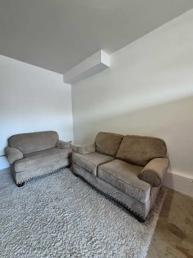 FREE DELIVERY Comfy Matching 2 Seater Loveseat & Single Sofa - Photo 4