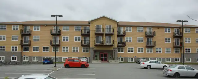 A 1 bdr    a den. June, Elevator, Parking, Heat. East SJ