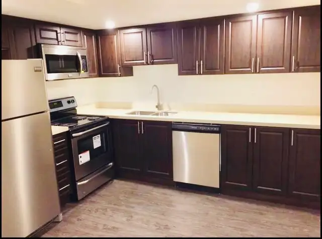 East Mountain, Legalized 1 Bedrooms Basement Suite