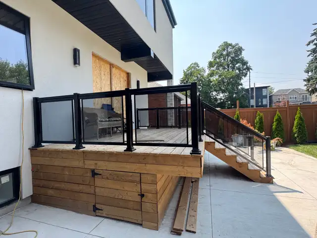 Modern Aluminum & Glass Railings | Free Quote Fast - Photo 9