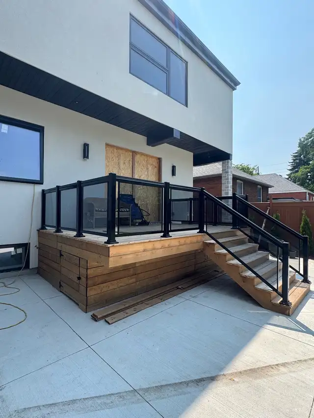 Modern Aluminum & Glass Railings | Free Quote Fast - Photo 10