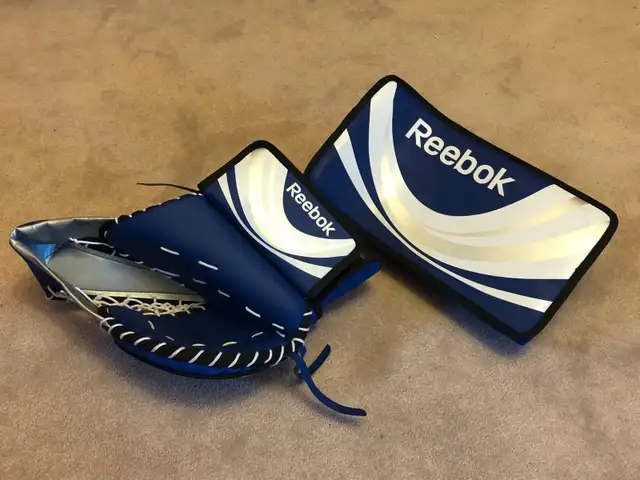 Like NEW Reebok Street Hockey Goalie Catcher and Blocker SR Left