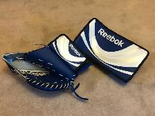 Like NEW Reebok Street Hockey Goalie Catcher and Blocker SR Left