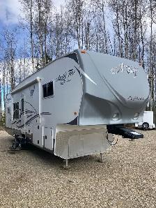 2014 Arctic Fox 29.5K