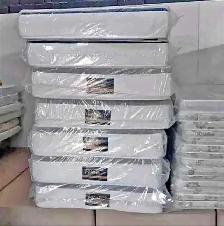 Queen Mattress | Twin Mattress : King Mattress / Full Mattress