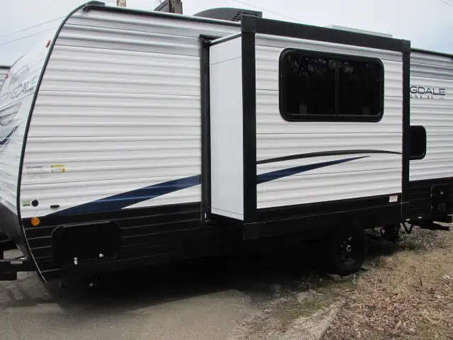 2024 KEYSTONE SPRINGDALE 1760 BH-BUNKHOUSE, SLIDE, SOLAR SYSTEM