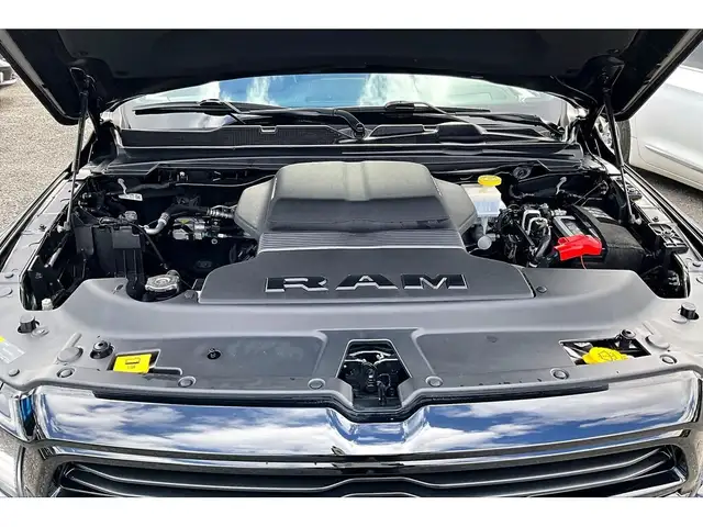 2023 Ram 1500 Sport GT Night | Panoroof | Harman/Kardon | 4X4 - Photo 9