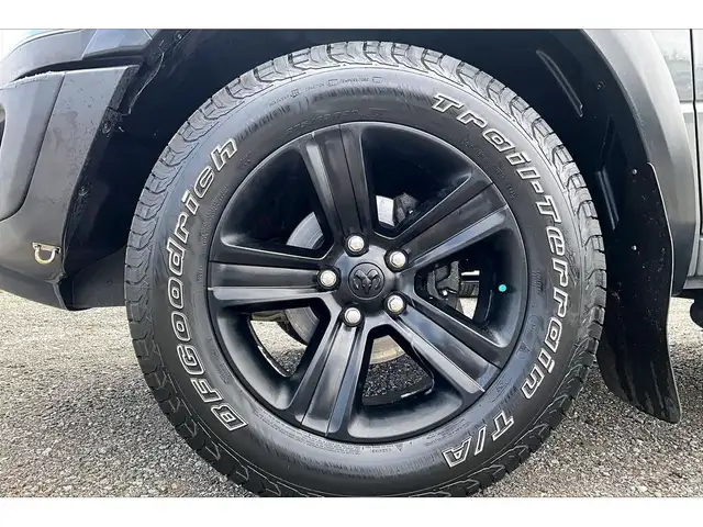 2022 Ram 1500 Classic Warlock Ceramic Grey | AS IS | 4X4 - Photo 8