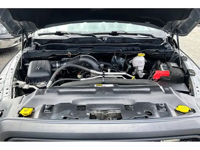 2022 Ram 1500 Classic Warlock Ceramic Grey | AS IS | 4X4 - Photo 9