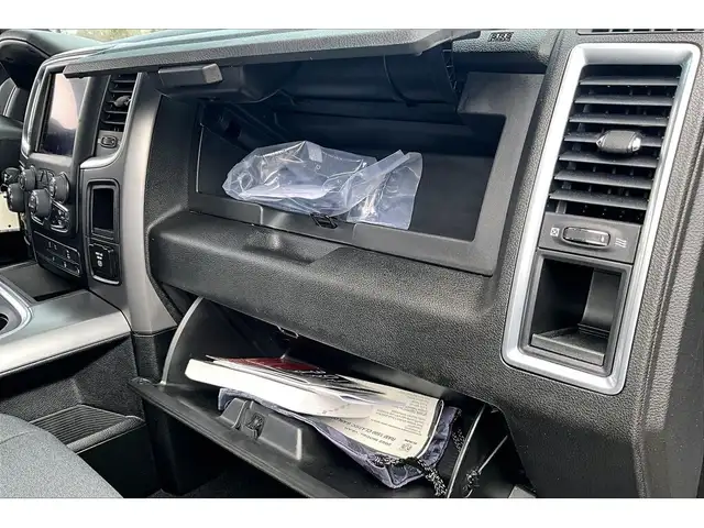 2022 Ram 1500 Classic Warlock Ceramic Grey | AS IS | 4X4 - Photo 16