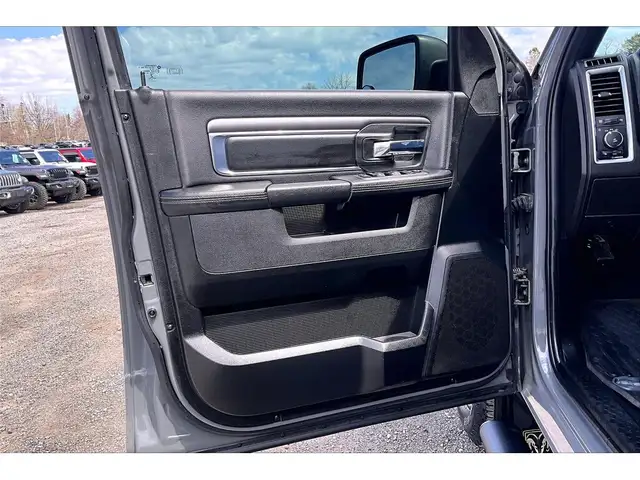 2022 Ram 1500 Classic Warlock Ceramic Grey | AS IS | 4X4 - Photo 18