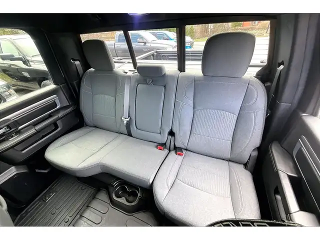 2022 Ram 1500 Classic Warlock Ceramic Grey | AS IS | 4X4 - Photo 26