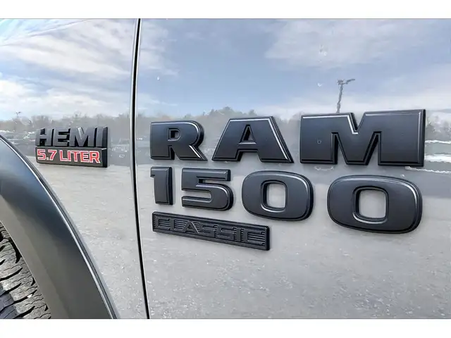 2022 Ram 1500 Classic Warlock Ceramic Grey | AS IS | 4X4 - Photo 32