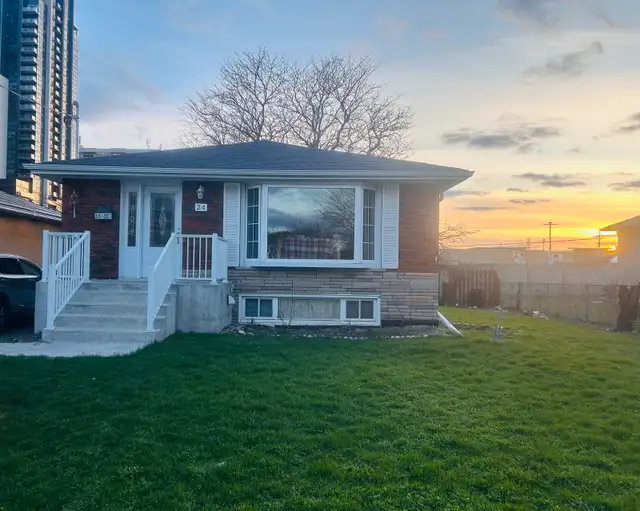 3BR Main Floor House, Scarborough (Markham/Ellesmere) for rent