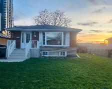 3BR Main Floor House, Scarborough (Markham/Ellesmere) for rent