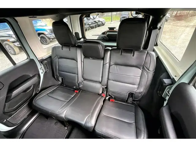 2023 Jeep Wrangler Sahara V6 |SkyTop |McKinley Leather |Tow Pkg - Photo 26