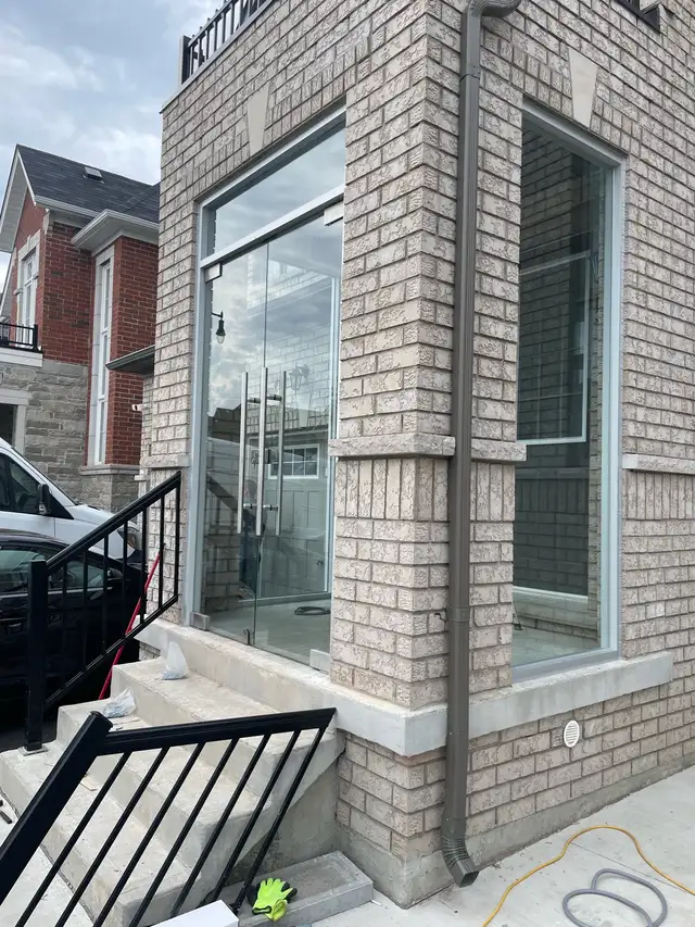 Frameless Glass Entrance Enclosure - Photo 4