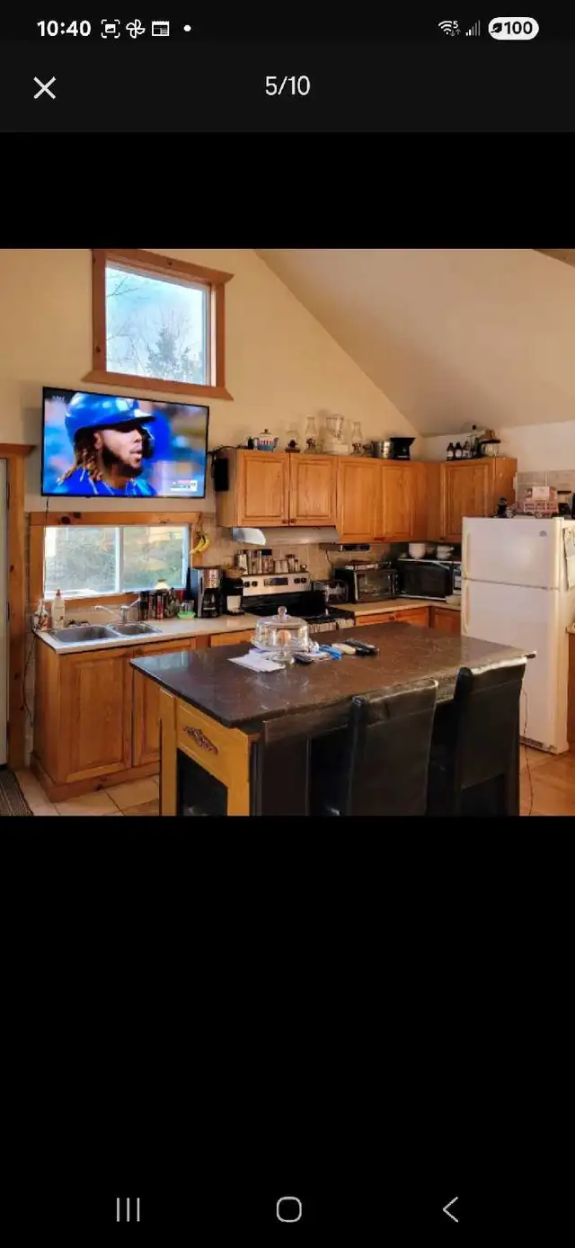 BEAUTIFUL WATERFRONT HOME NEAR KINGSTON ONTARIO - Photo 5