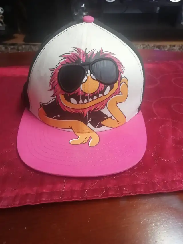 Women's Muppet baseball hat