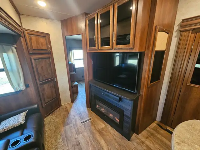 2018 Jayco 347BHOK 37 Ft T/A Fifth Wheel Eagle - Photo 14