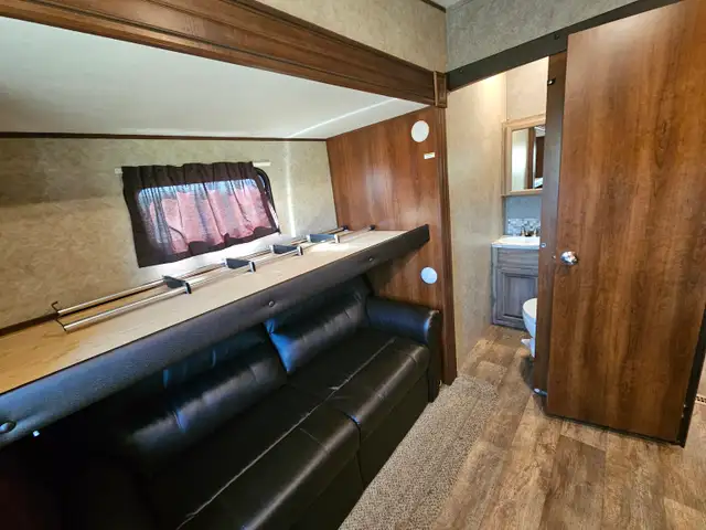 2018 Jayco 347BHOK 37 Ft T/A Fifth Wheel Eagle - Photo 20