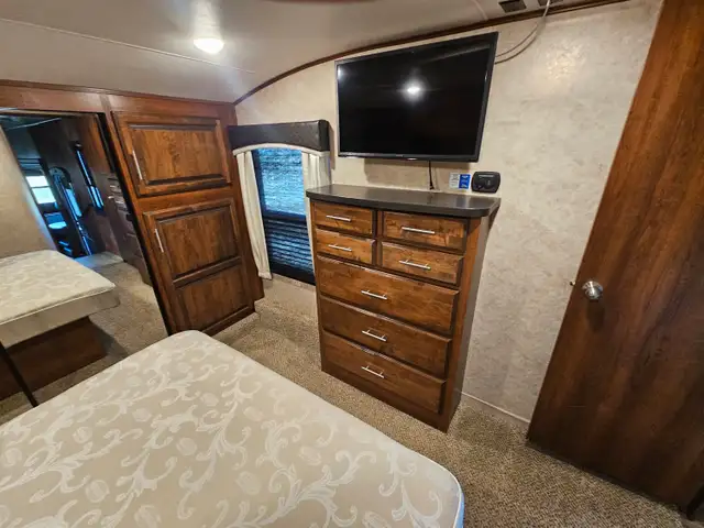2018 Jayco 347BHOK 37 Ft T/A Fifth Wheel Eagle - Photo 23