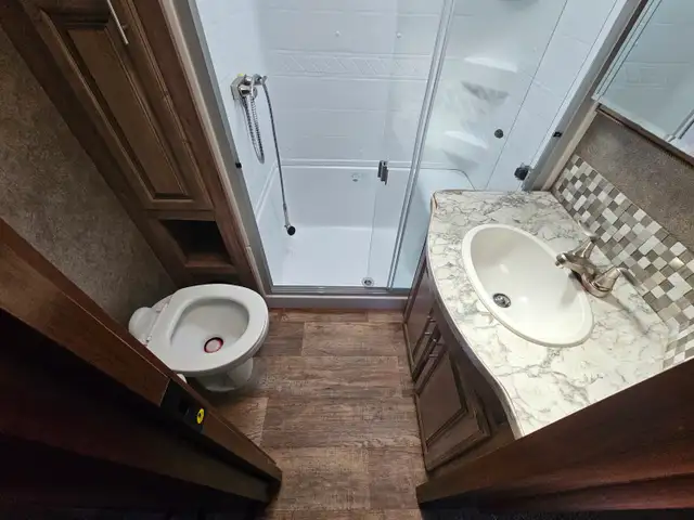 2018 Jayco 347BHOK 37 Ft T/A Fifth Wheel Eagle - Photo 24