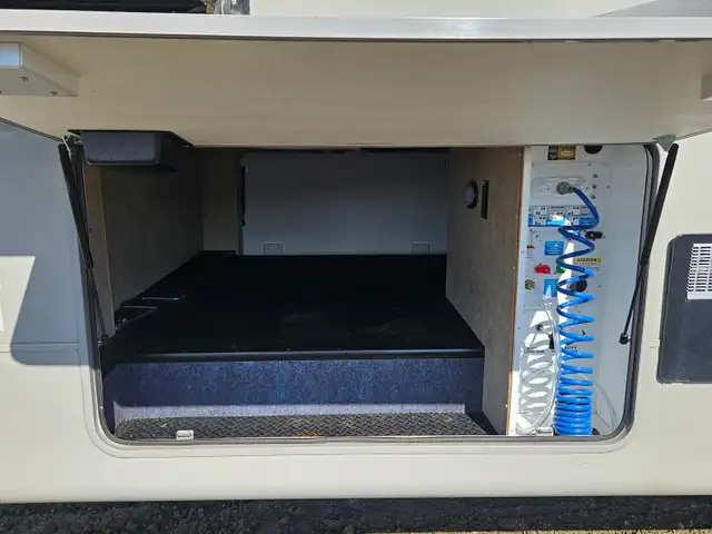 2018 Jayco 347BHOK 37 Ft T/A Fifth Wheel Eagle - Photo 32