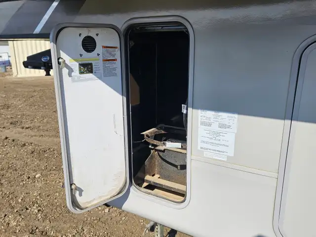 2018 Jayco 347BHOK 37 Ft T/A Fifth Wheel Eagle - Photo 33