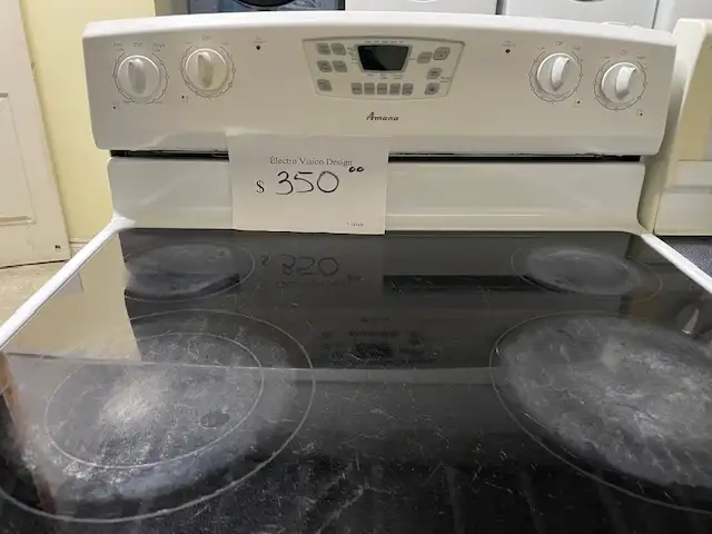 Cuisinière blanche vitrocéramique Amana