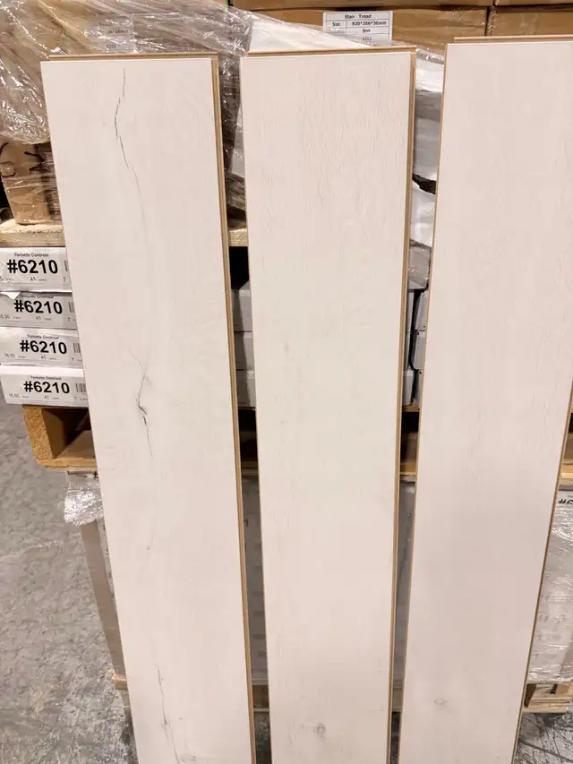 CLEARANCE $1.79/sqft Swiss Krono Lilywhite Oak Flooring - Photo 4