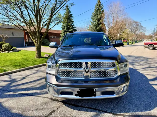 2017 Dodge Ram 1500 4X4 Laramie EcoDiesel Fully Loaded - Photo 2